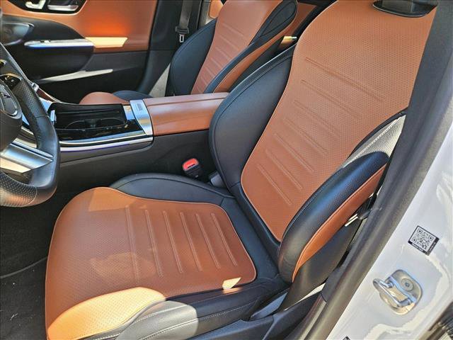 Used 2023 Mercedes-Benz C 300 Sedan image 13
