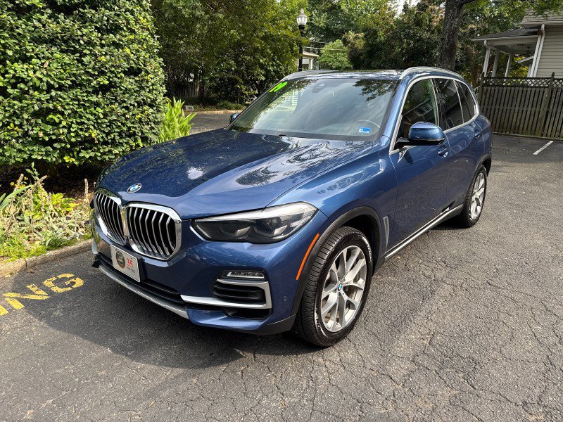 Used 2019 BMW X5 xDrive40i w/ Premium Package AWD/4WD image 3