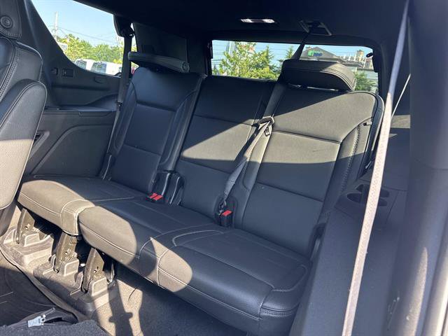 Used 2022 GMC Yukon Denali AWD/4WD image 9