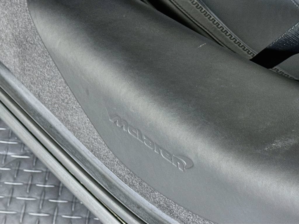 Used 2025 McLaren 750S Spider RWD image 20