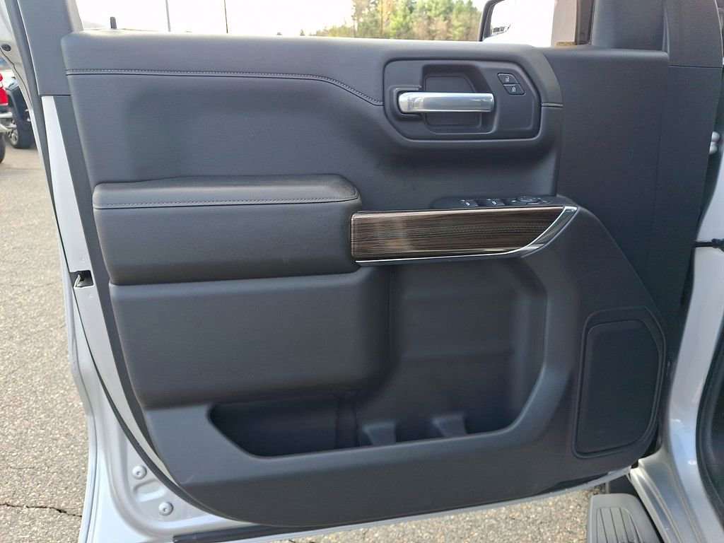 Used 2019 Chevrolet Silverado 1500 LT w/ All-Star Edition image 12