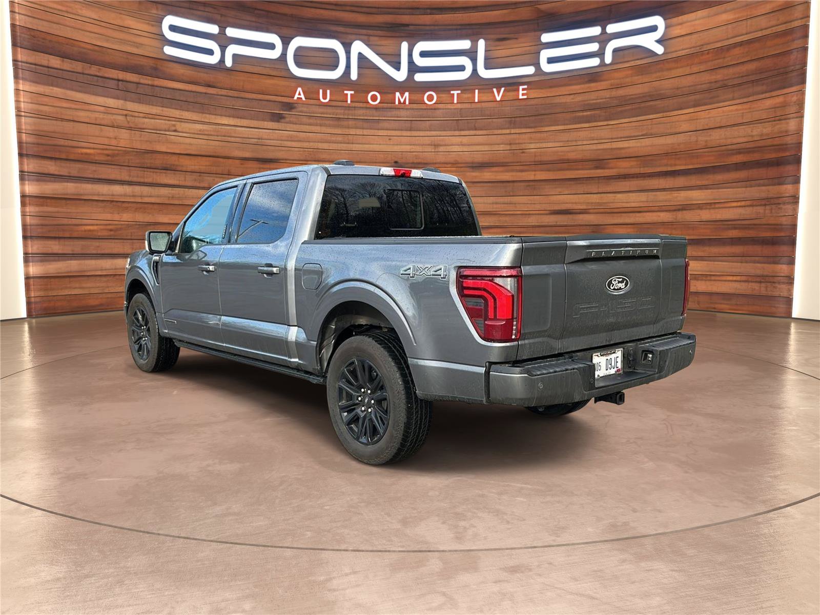 Used 2024 Ford F150 Platinum AWD/4WD image 3