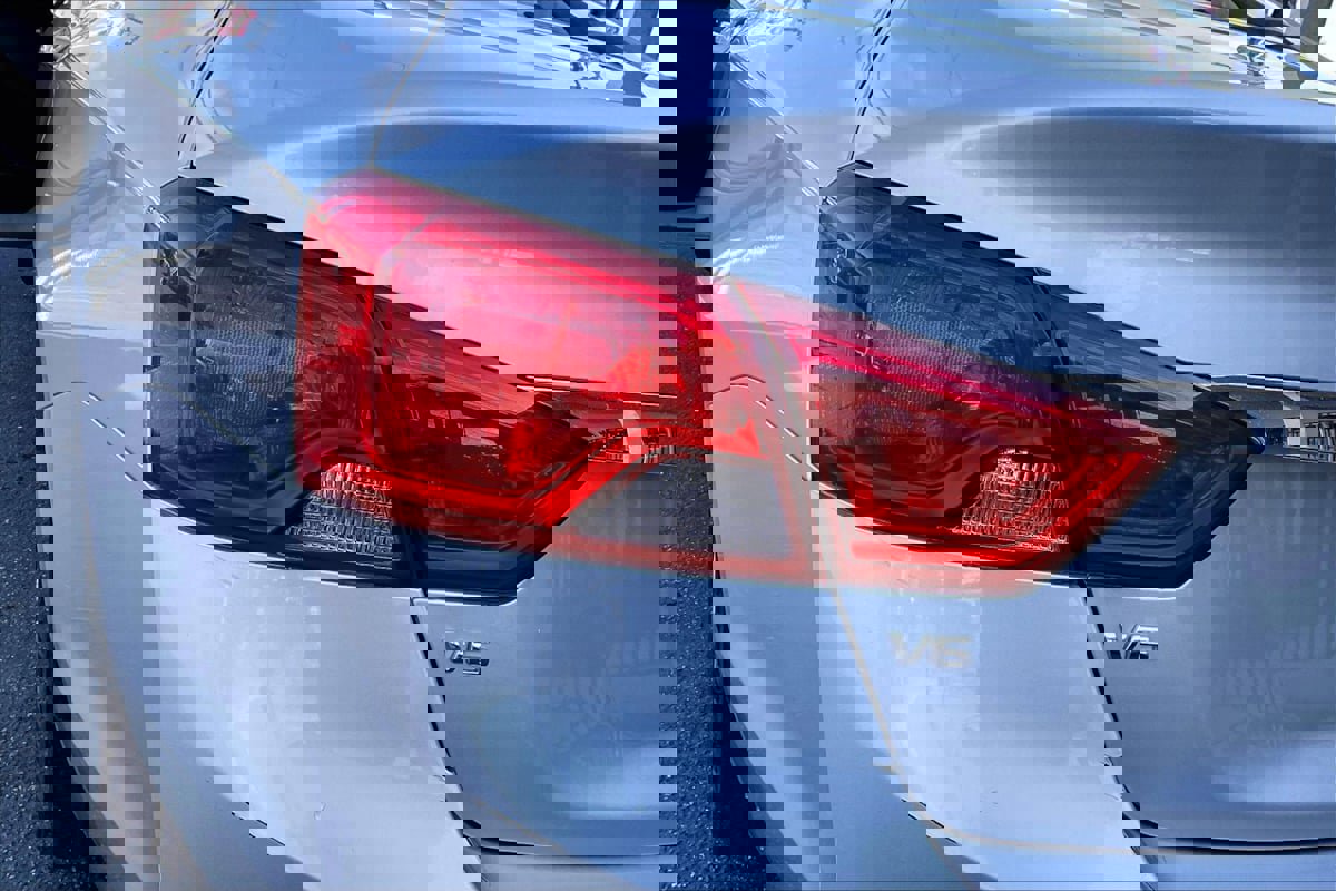 Used 2020 Chevrolet Impala LT image 30