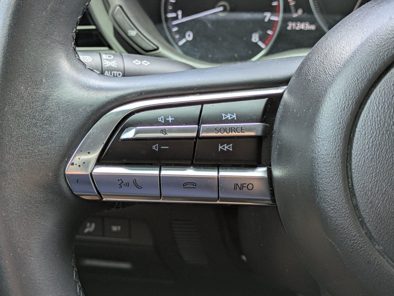 Used 2021 MAZDA CX-30 FWD 2.5 S w/ Preferred Package image 21