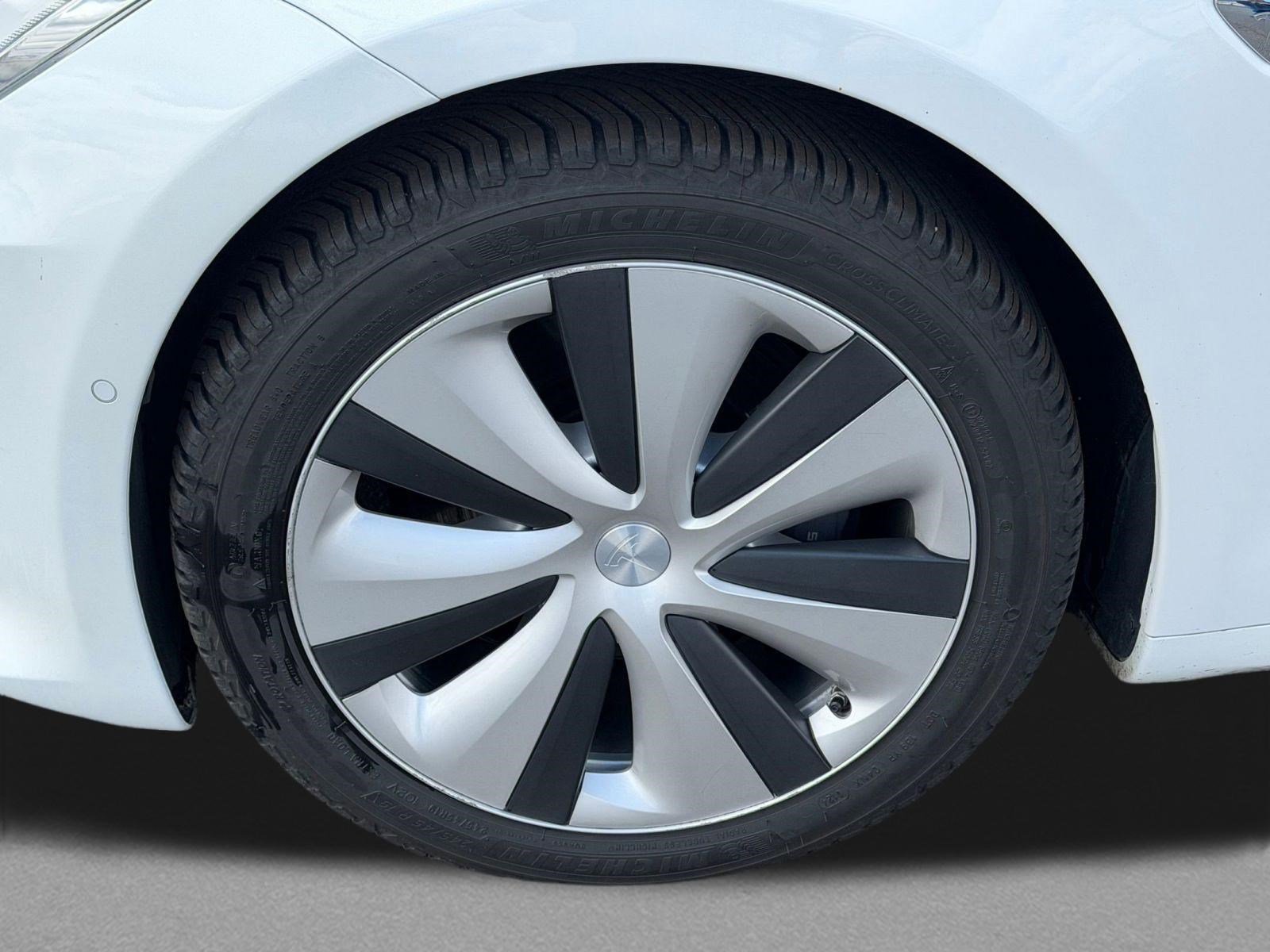 Used 2021 Tesla Model S Long Range image 11