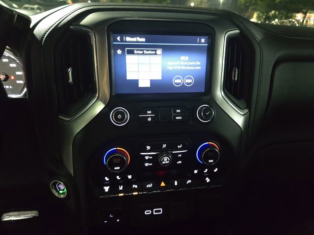 Used 2022 Chevrolet Silverado 2500 LTZ w/ LTZ Plus Package image 20