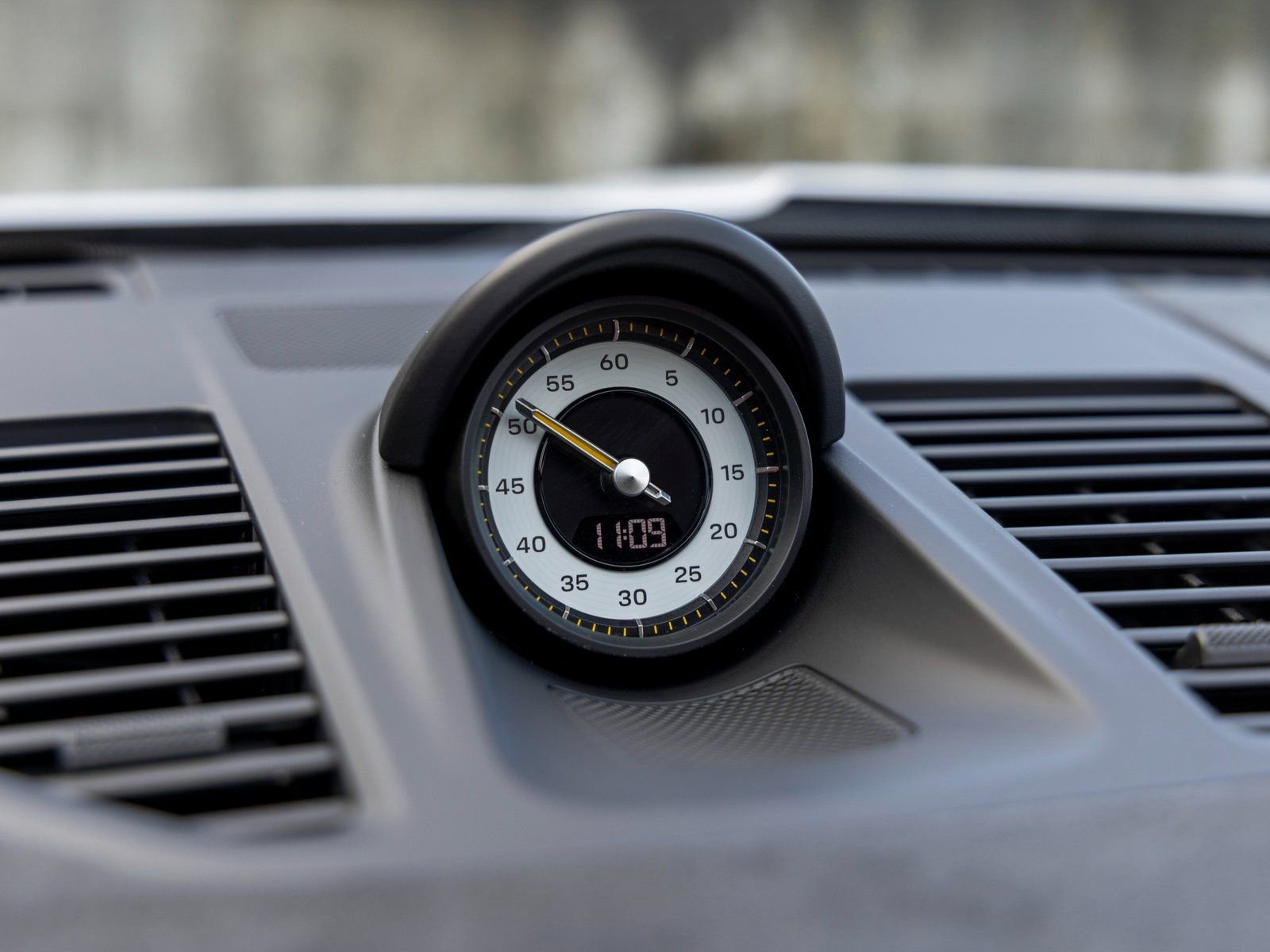 Used 2026 Porsche 911 GT3 image 40