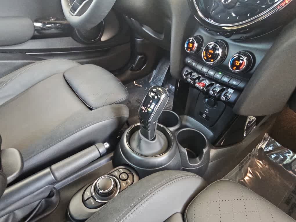 Certified 2024 MINI Cooper S FWD image 30