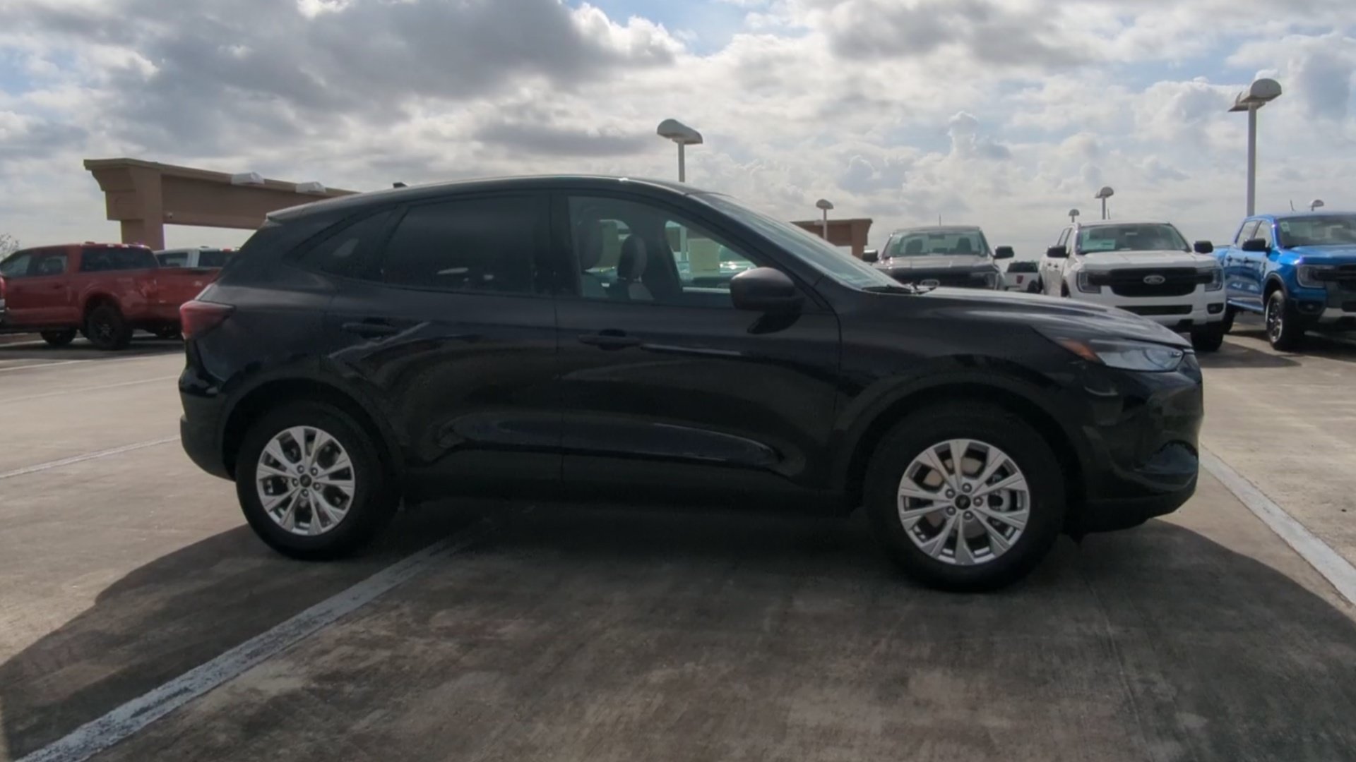 New 2026 Ford Escape Active FWD image 36