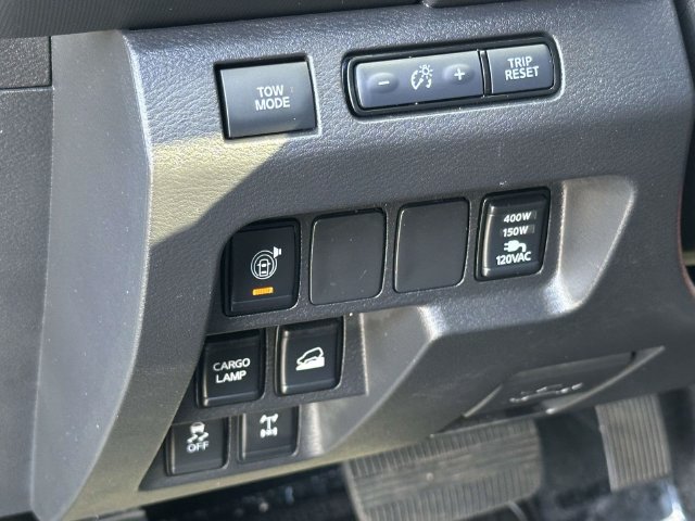 Used 2024 Nissan Frontier PRO-4X w/ Pro Premium Package AWD/4WD image 12