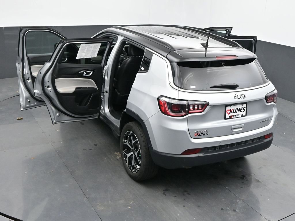 Used 2025 Jeep Compass Limited AWD/4WD image 66