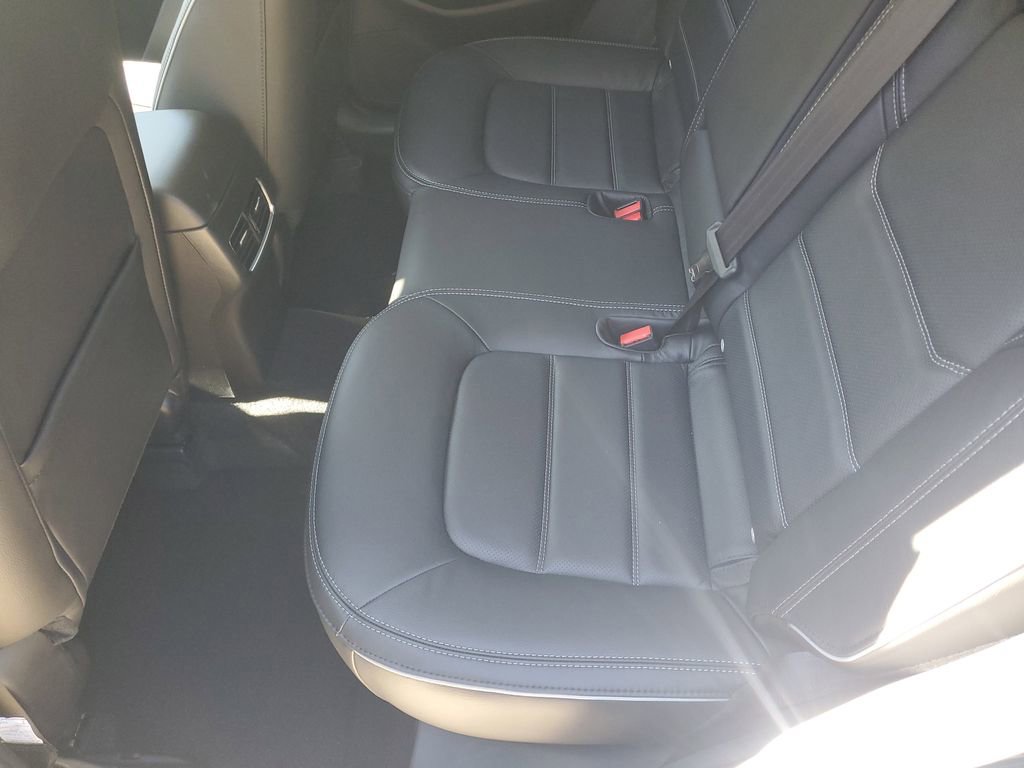 New 2025 MAZDA CX-5 AWD 2.5 S w/ Preferred Package image 12