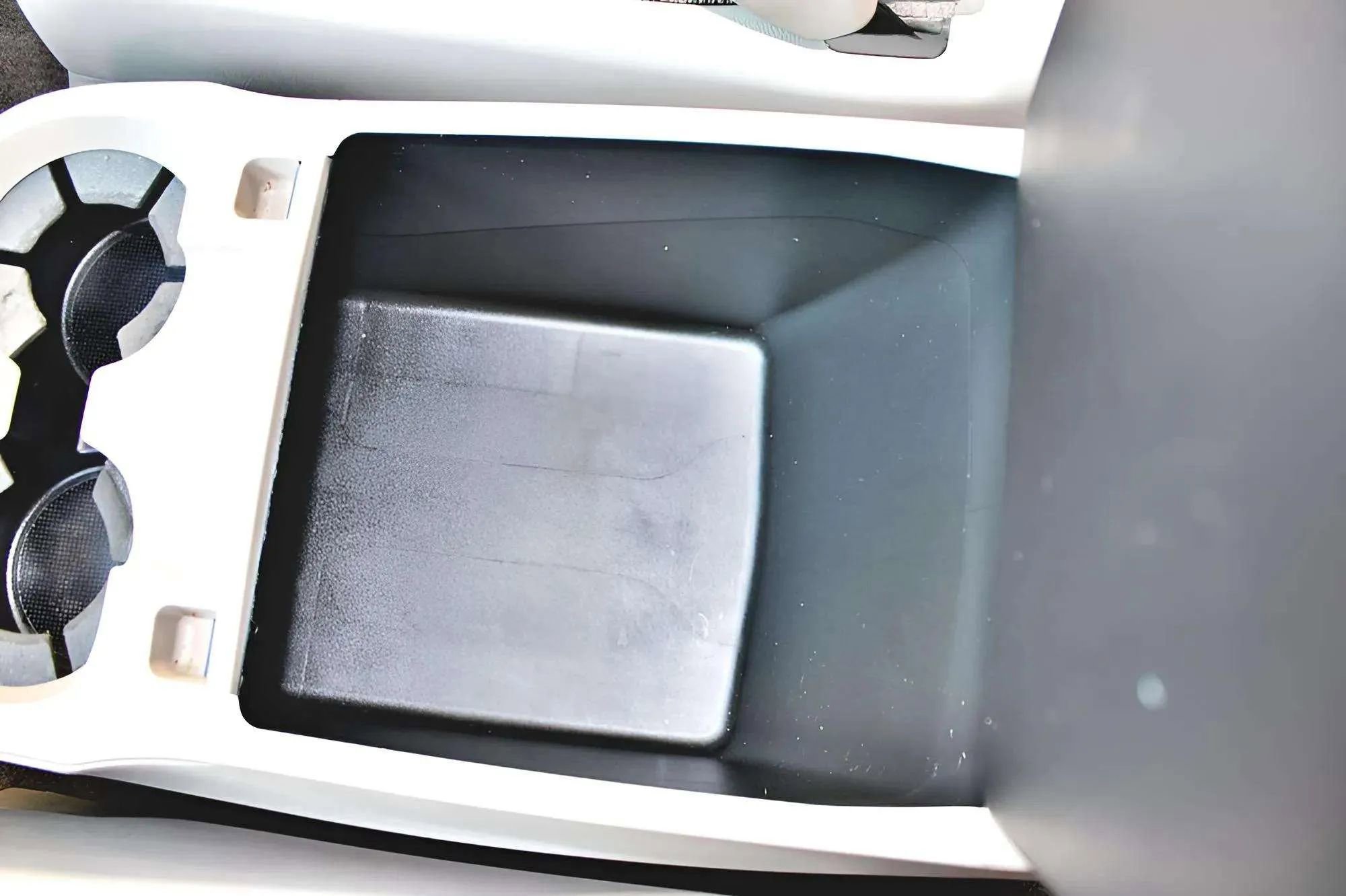 Used 2011 Honda Odyssey EX image 24