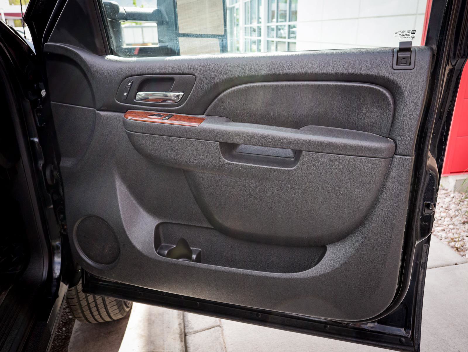 Used 2012 GMC Sierra 2500 SLT w/ SLT Convenience Package AWD/4WD image 26