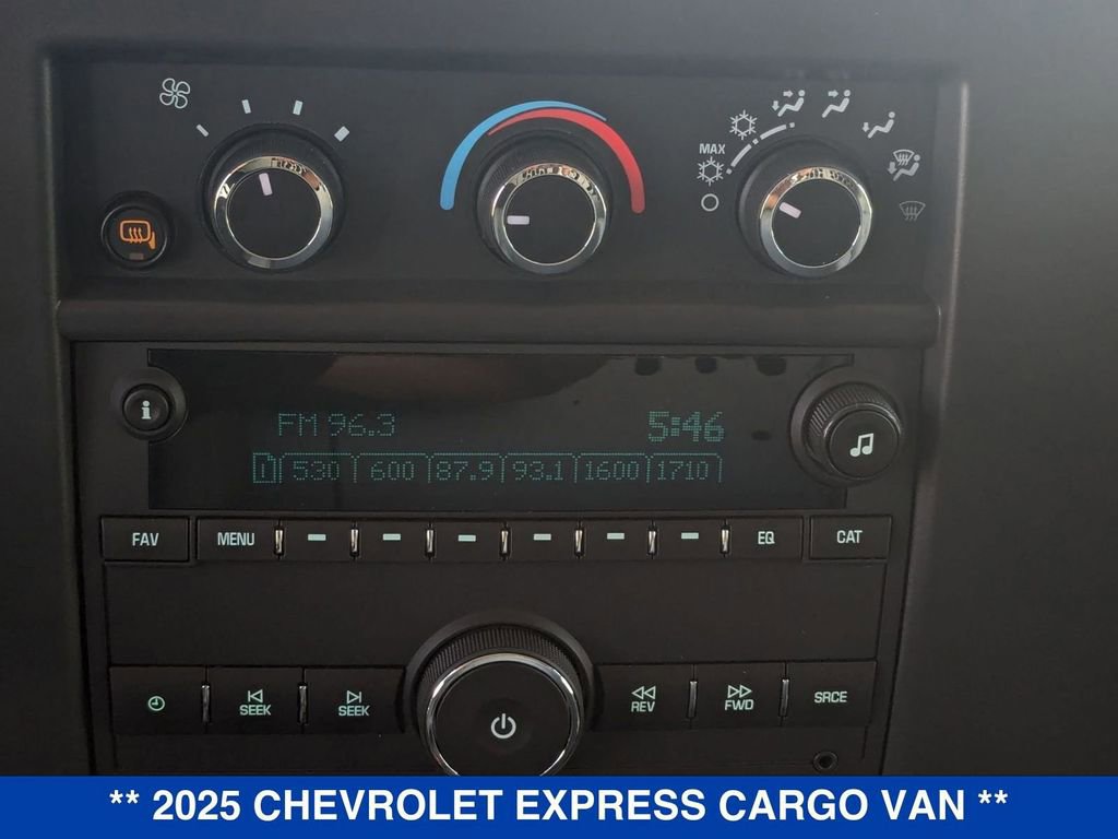 Used 2025 Chevrolet Express 3500 Extended image 24