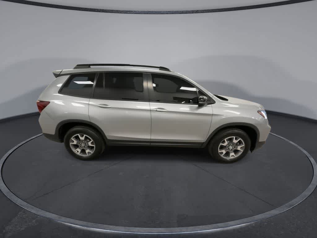 Used 2023 Honda Passport TrailSport image 9