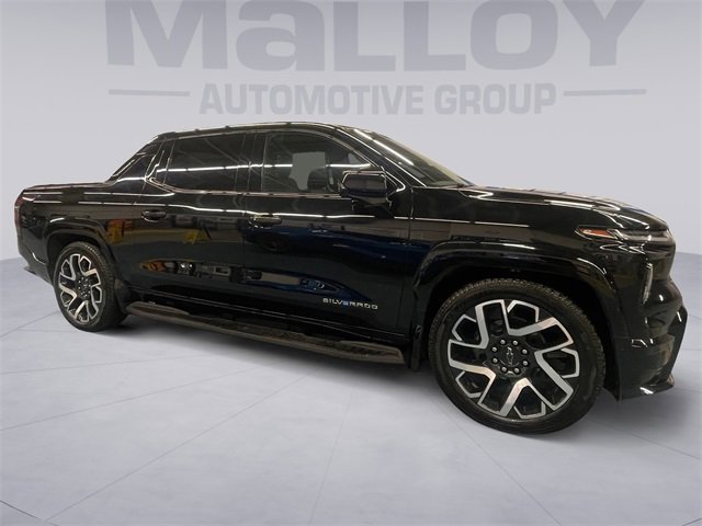 Used 2024 Chevrolet Silverado EV RST image 6