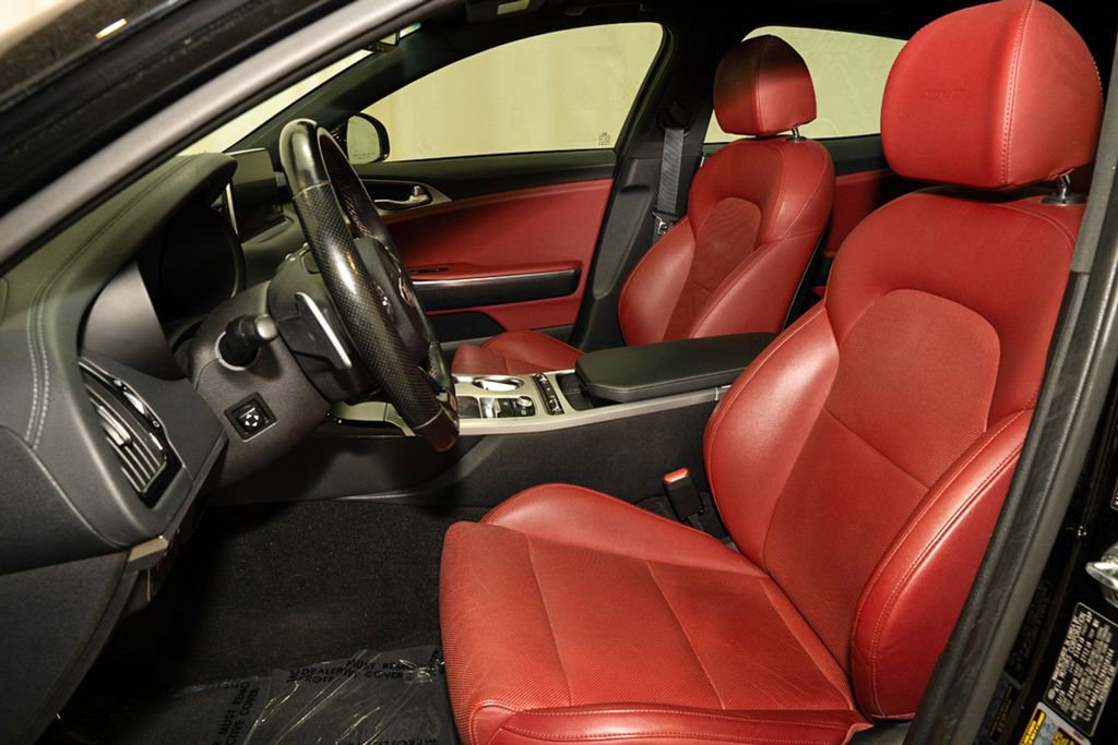 Used 2019 Kia Stinger GT1 image 12