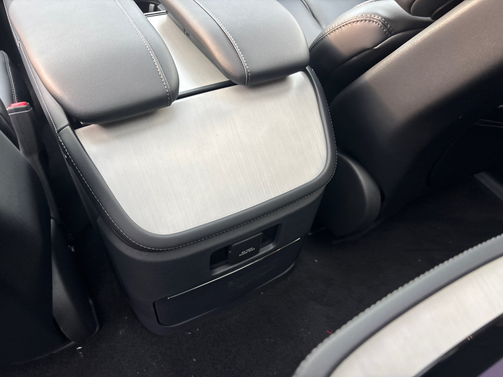 New 2027 Lincoln Navigator L Reserve AWD/4WD image 32