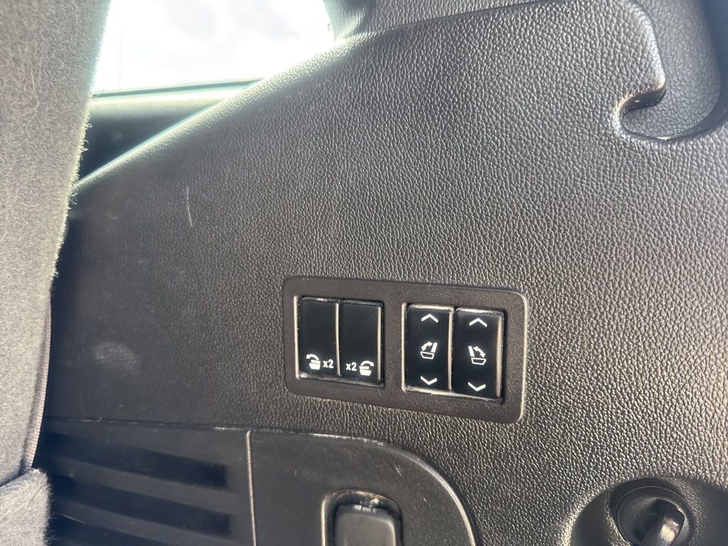 Used 2019 Chevrolet Tahoe Premier w/ Premier Plus Edition AWD/4WD image 28