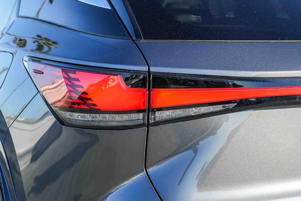 Used 2024 Lexus RX 350 Premium image 10