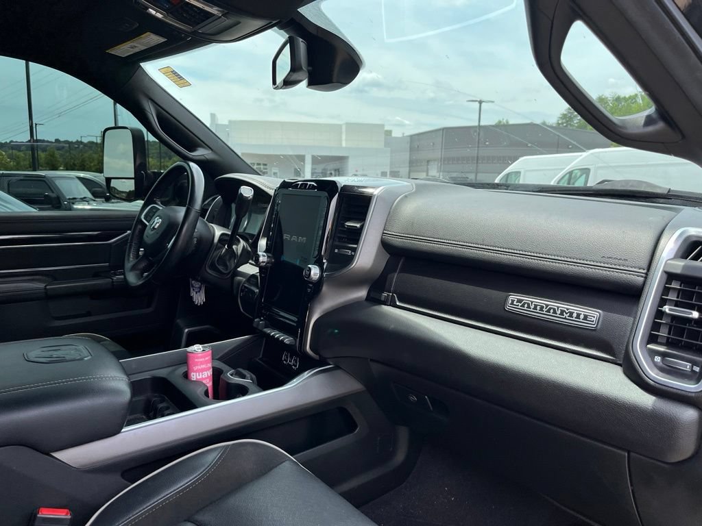 Used 2021 RAM 2500 Laramie w/ Night Edition AWD/4WD image 11