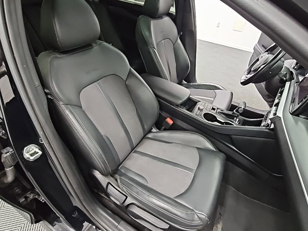 Used 2023 Kia K5 GT-Line image 38