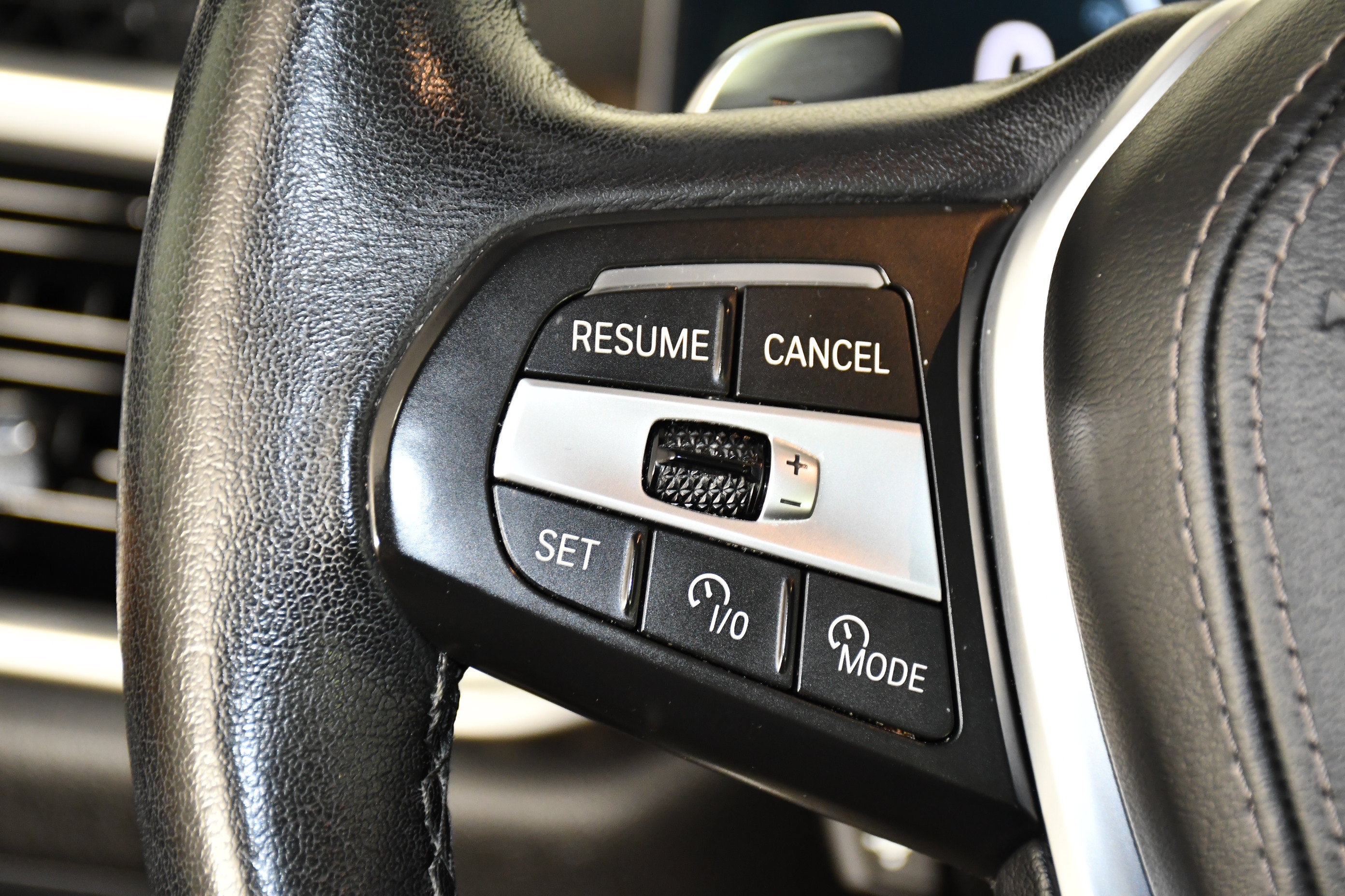 Used 2024 BMW X5 xDrive40i w/ Premium Package AWD/4WD image 21