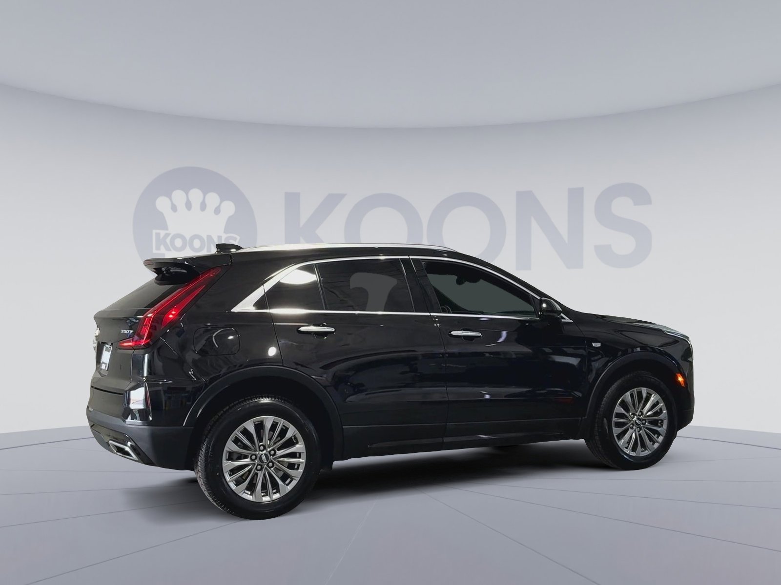 Used 2024 Cadillac XT4 Premium Luxury AWD/4WD image 12