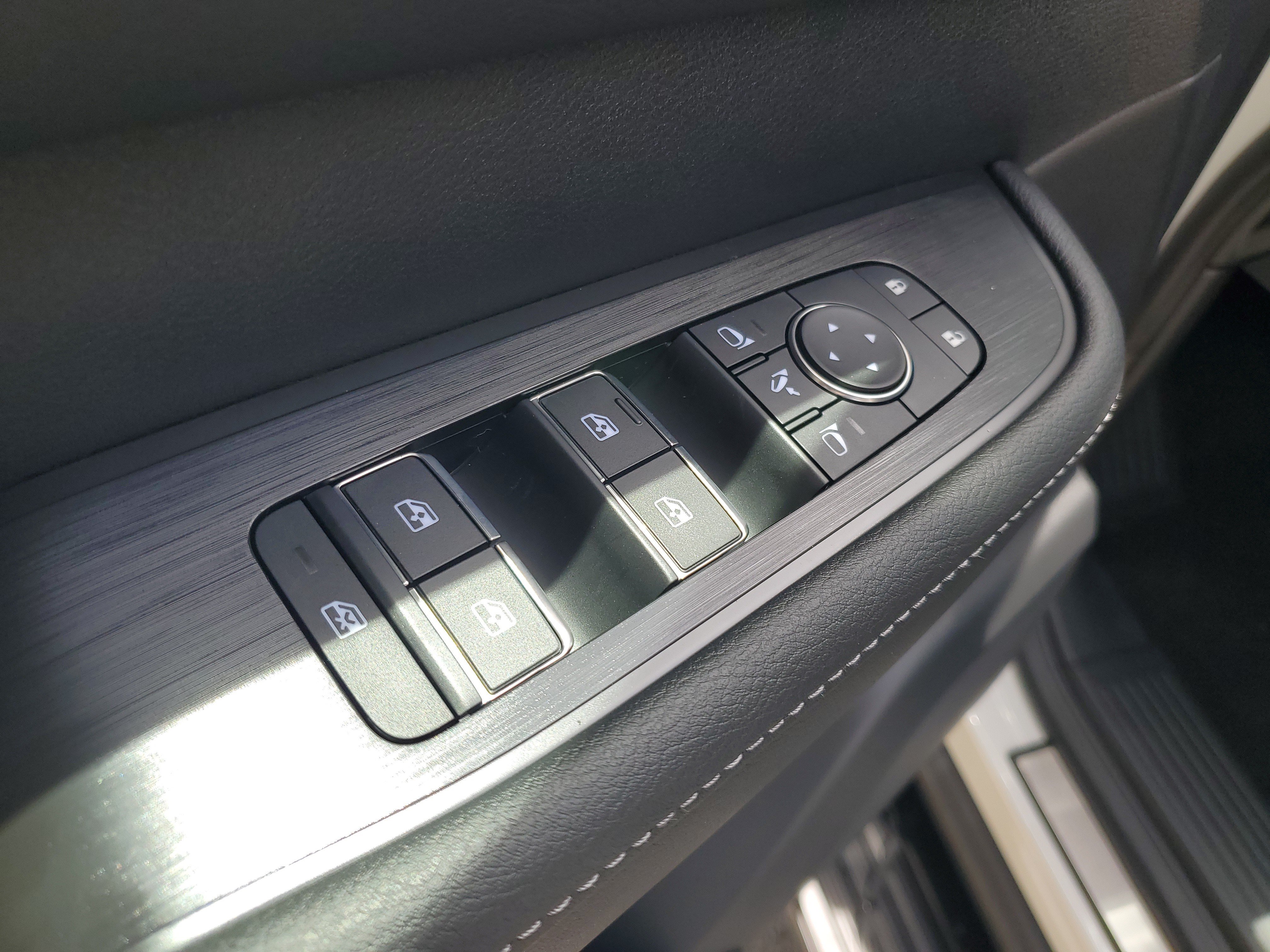 New 2026 Nissan Armada Platinum RWD image 17