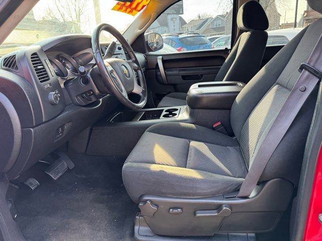 Used 2011 Chevrolet Silverado 1500 LT w/ All-Star Edition image 9
