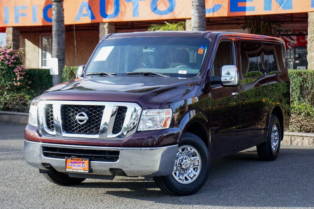 Used 2013 Nissan NV 3500 SV image 4