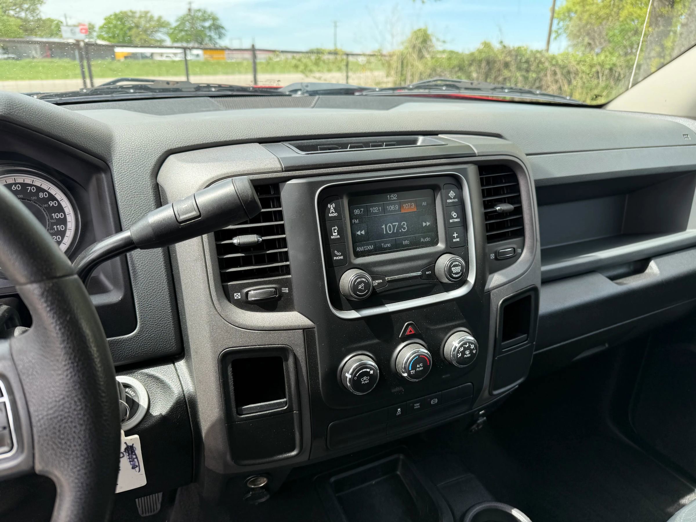 Used 2018 RAM 3500 Tradesman w/ Chrome Appearance Group image 12