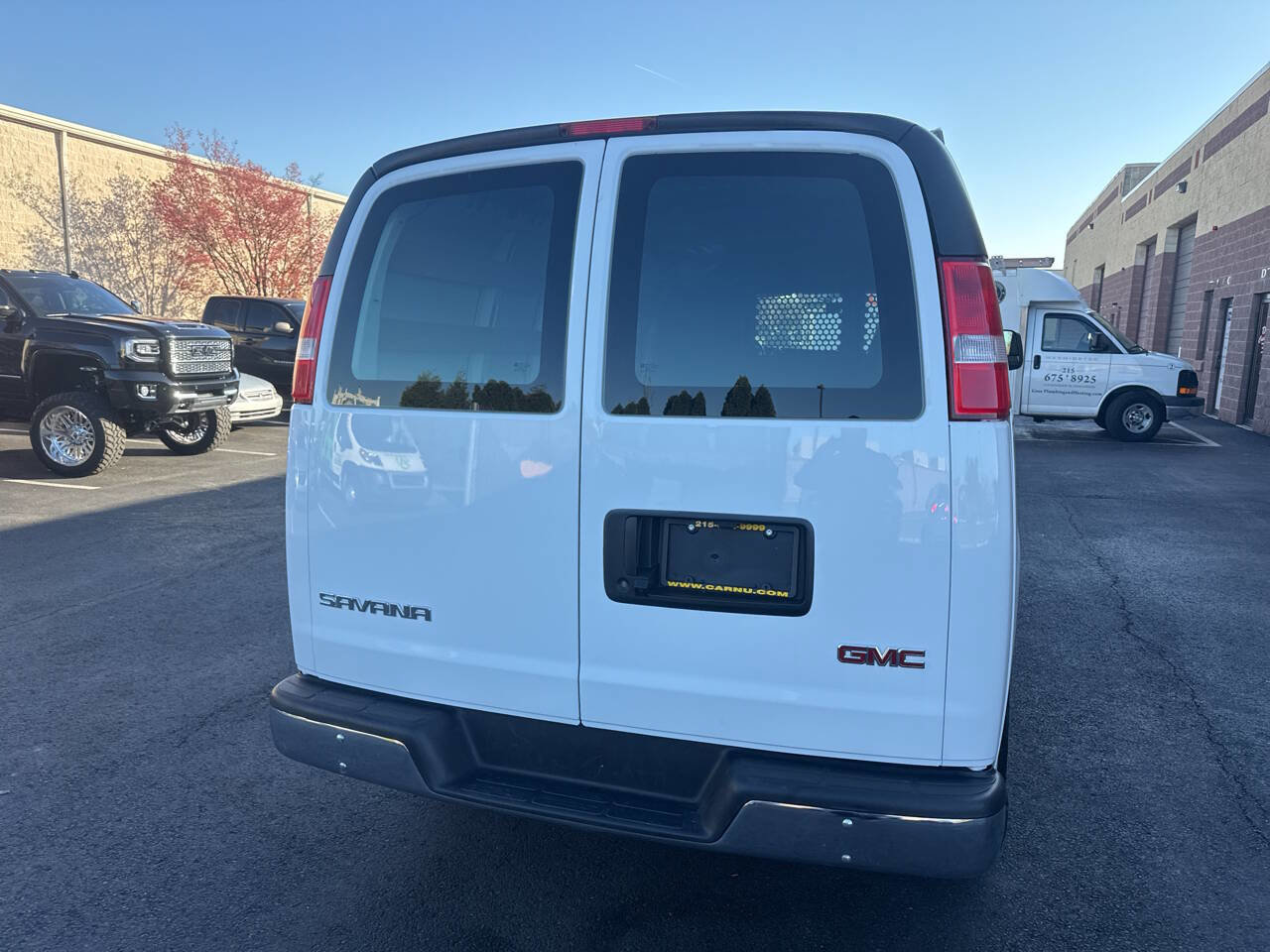 Used 2024 GMC Savana 2500 w/ Driver Convenience Package image 18