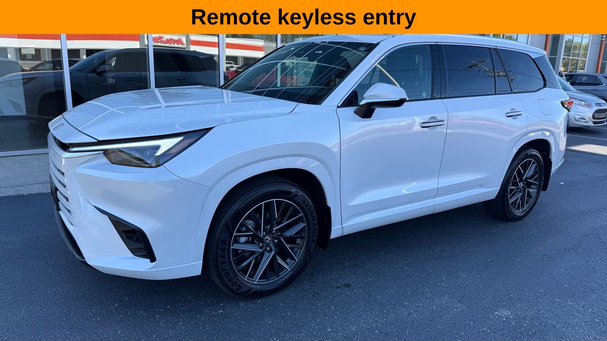 Used 2024 Lexus TX 350 AWD image 2