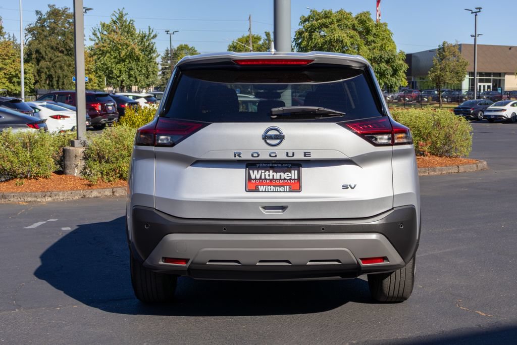 Used 2021 Nissan Rogue SV FWD image 8