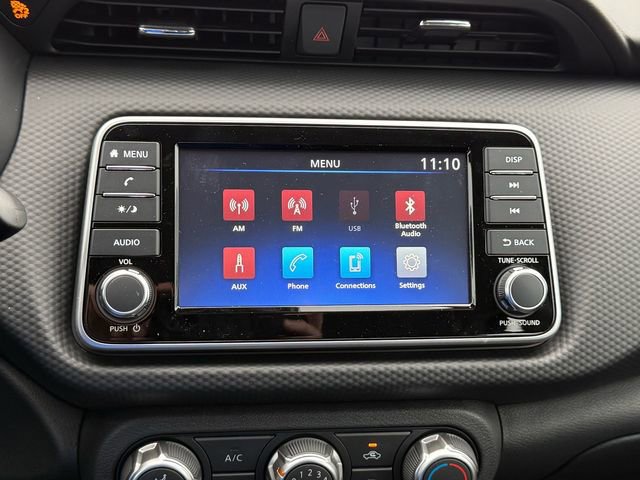 New 2025 Nissan Kicks Play S FWD image 17