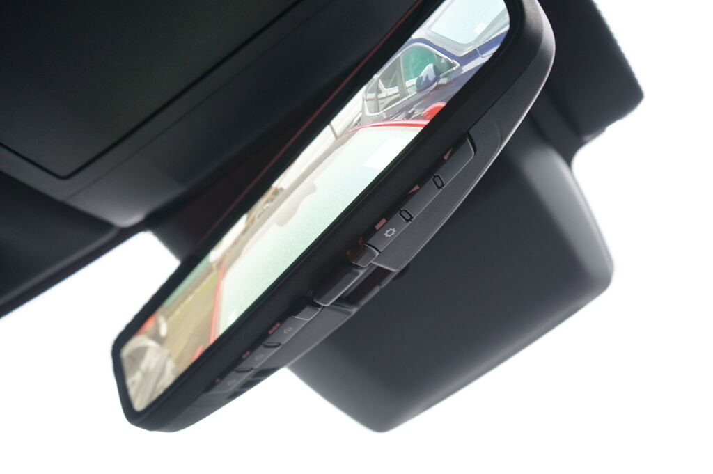 Used 2025 Lexus RX 450h 450h+ Luxury image 29