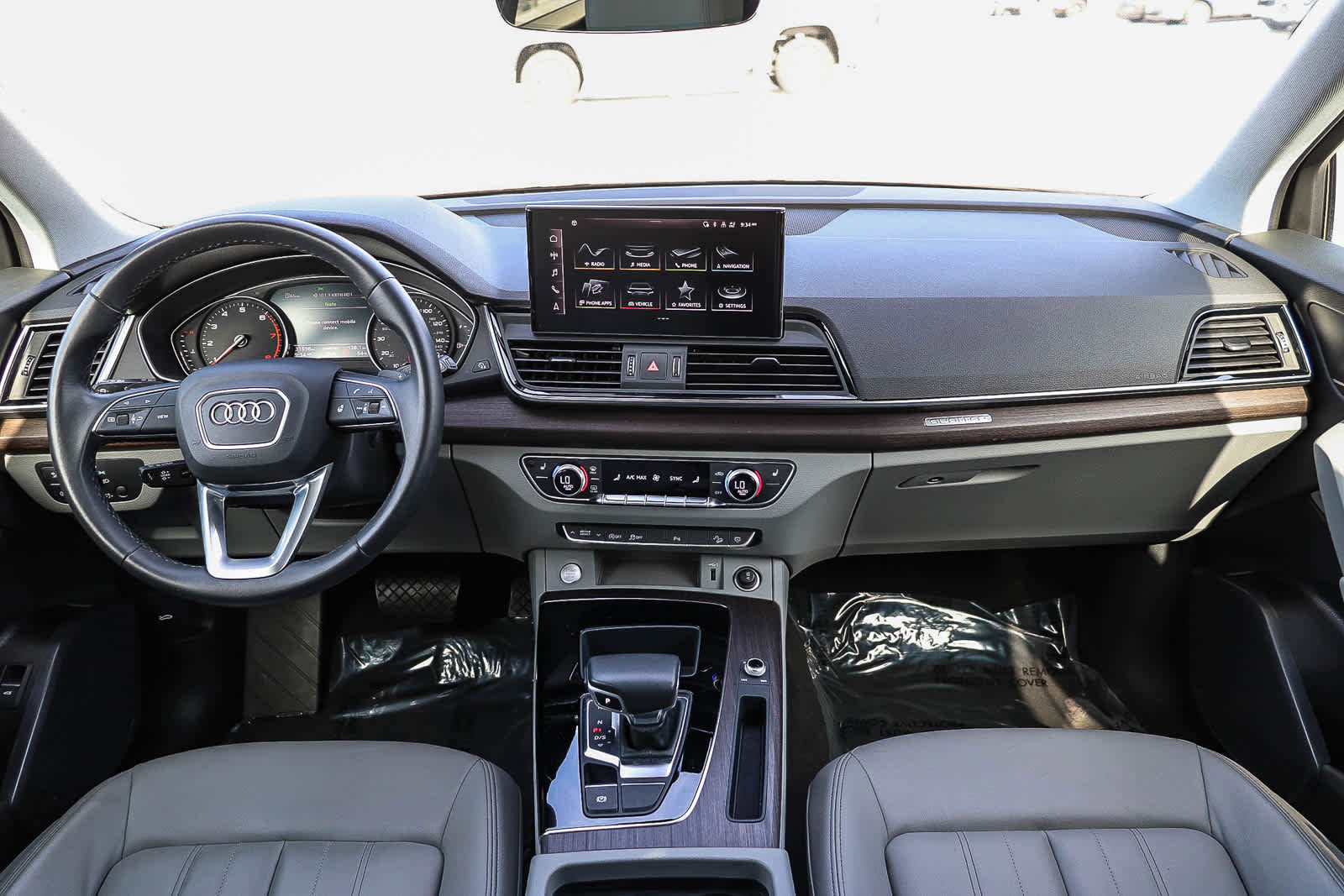 Used 2023 Audi Q5 2.0T Premium w/ Convenience Package image 16