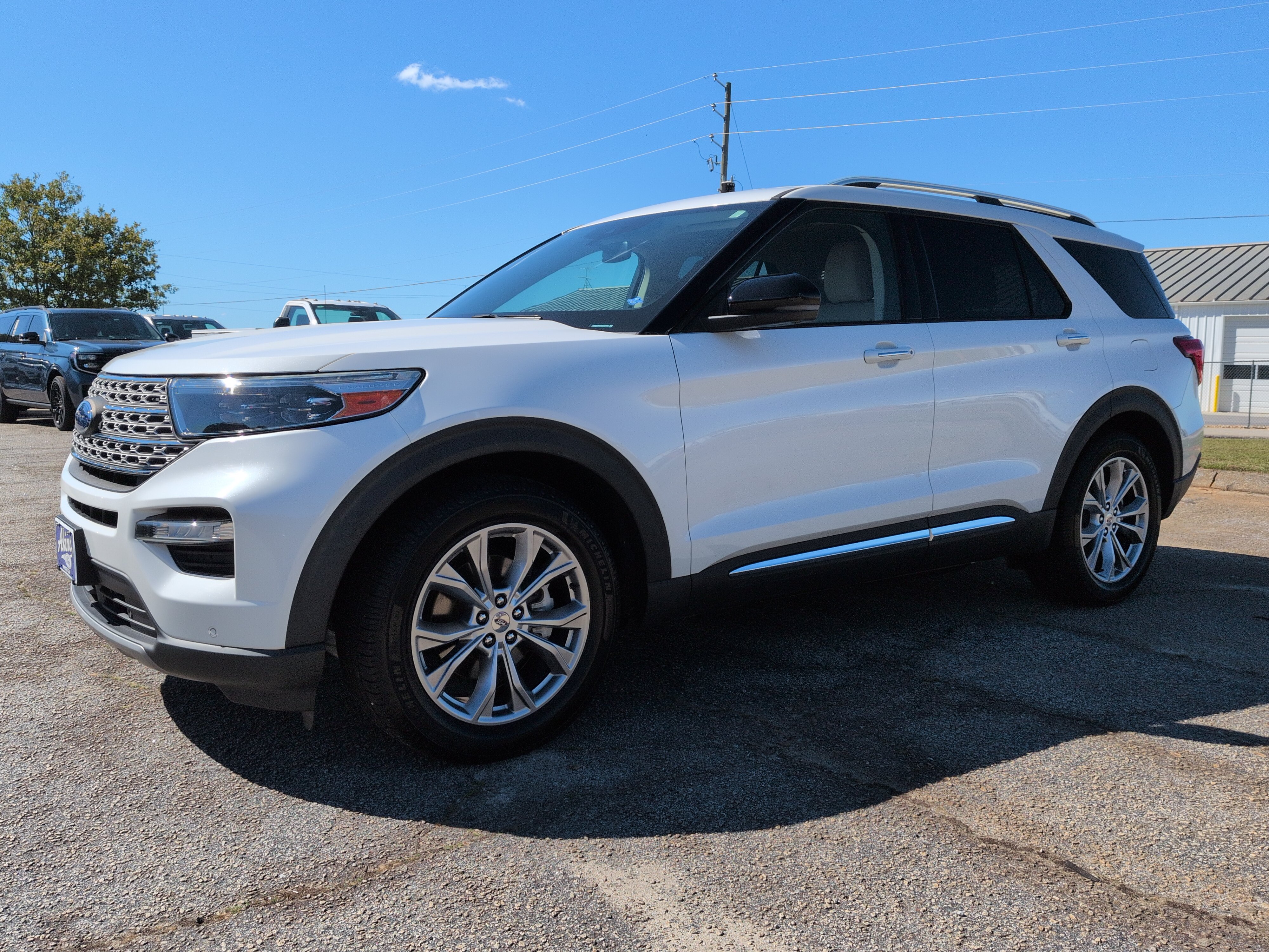 Used 2020 Ford Explorer Limited RWD image 6
