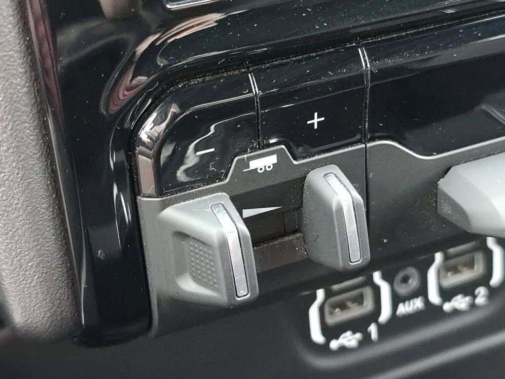 Used 2023 RAM 2500 Big Horn w/ Level 2 Equipment Group image 10