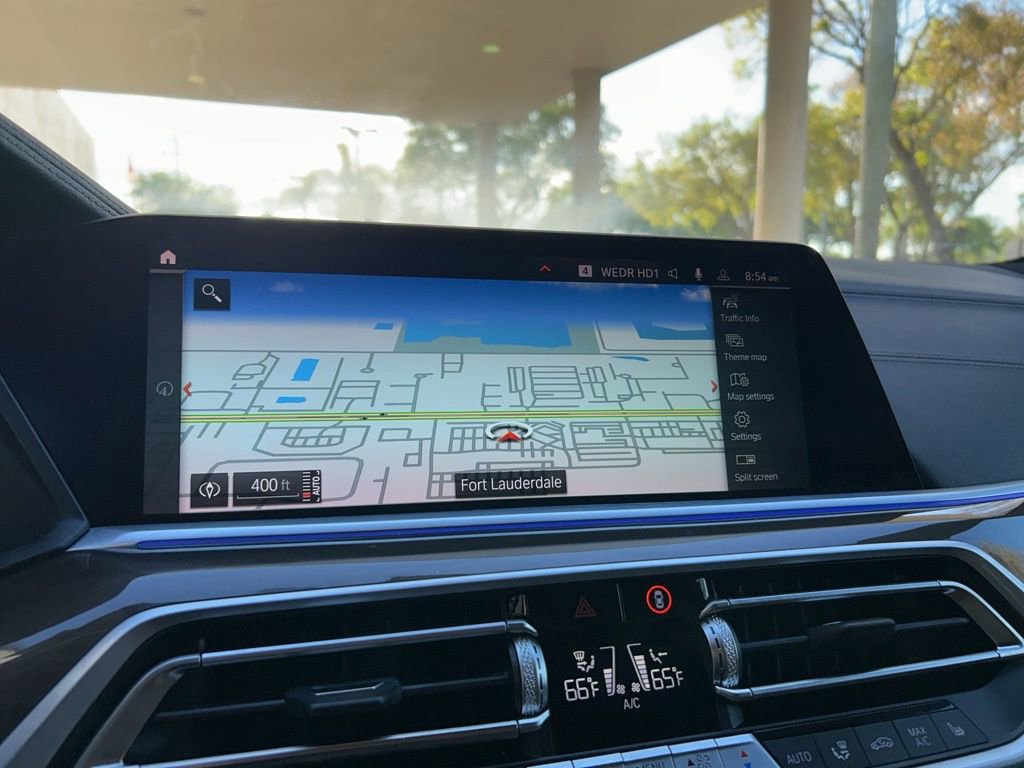 Used 2022 BMW X5 sDrive40i w/ M Sport Package image 9