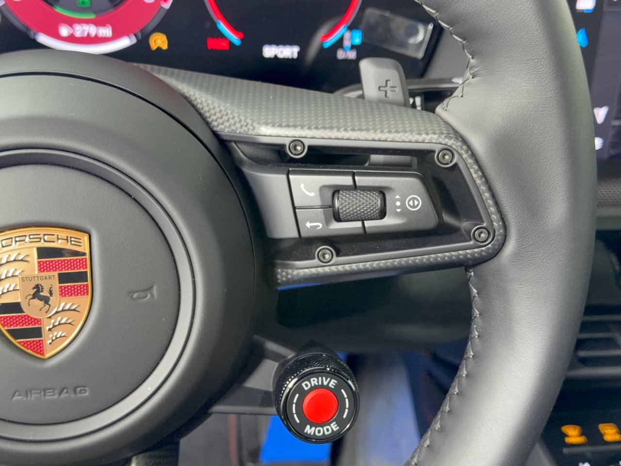 Certified 2026 Porsche 911 Targa 4 GTS AWD/4WD image 22