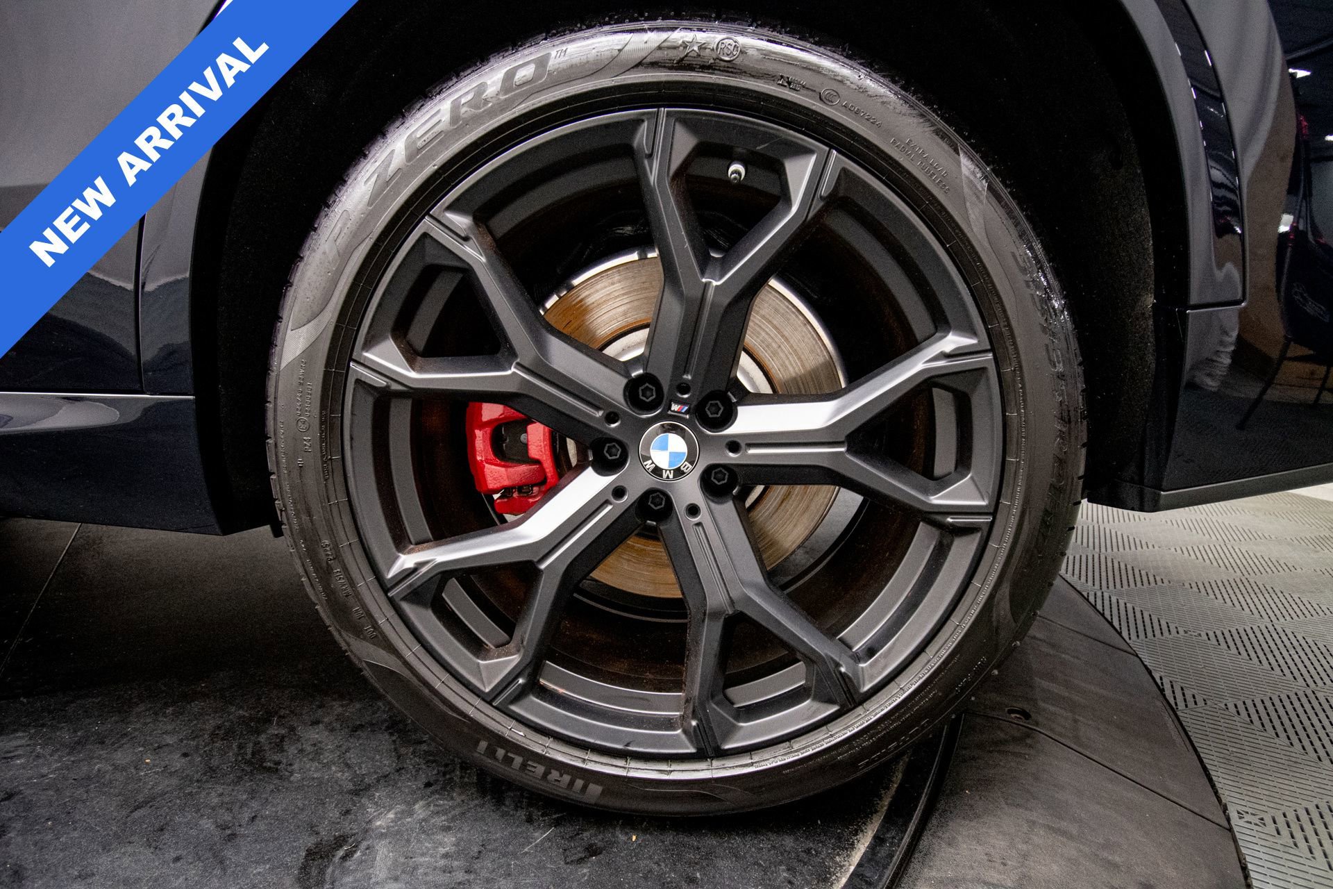 Used 2026 BMW X5 M60i AWD/4WD image 39