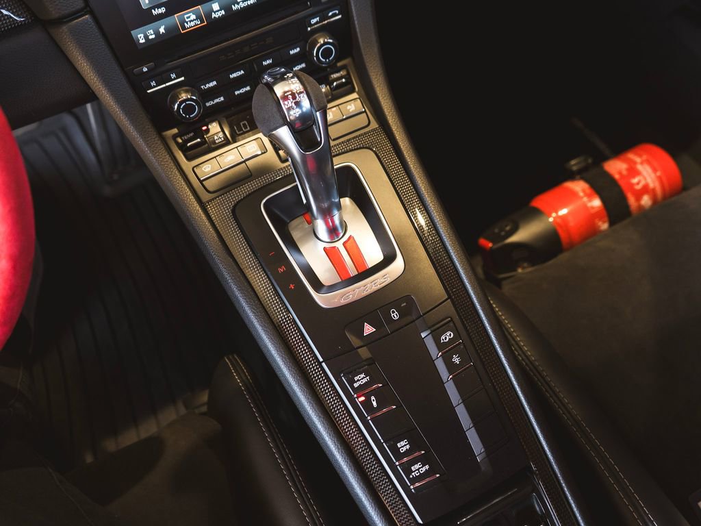 Used 2018 Porsche 911 GT2 RS image 29