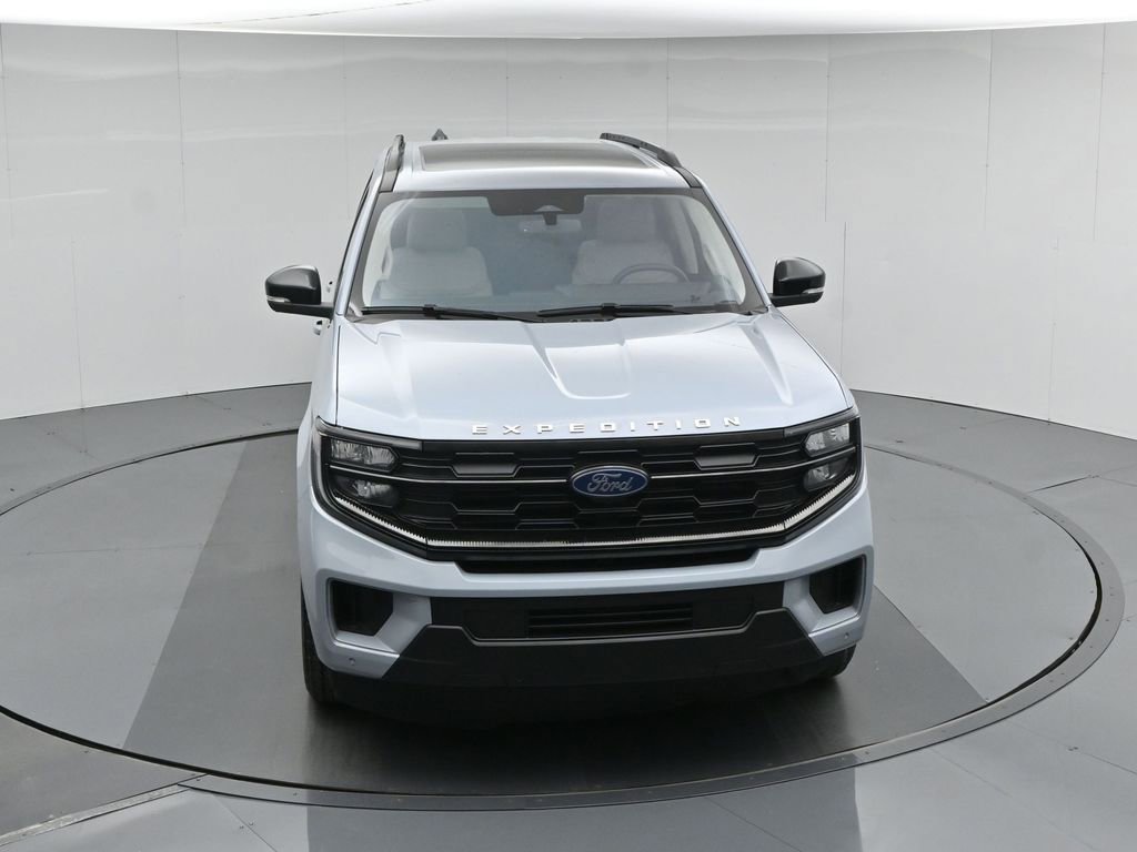 Used 2025 Ford Expedition Active image 46