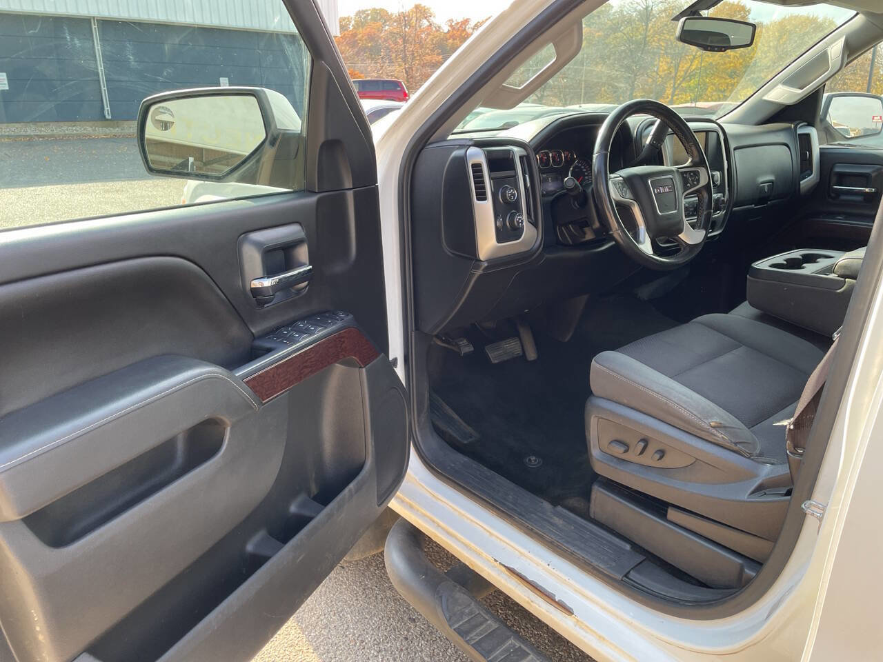 Used 2014 GMC Sierra 1500 SLE w/ SLE Value Package image 8