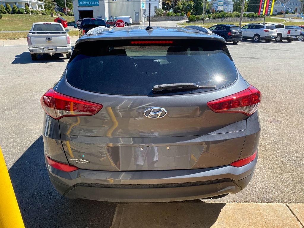 Used 2016 Hyundai Tucson SE w/ Option Group 02 image 6