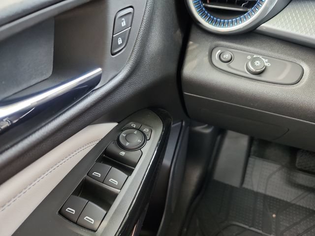 New 2026 Chevrolet Trax LT w/ Driver Confidence Package FWD image 22