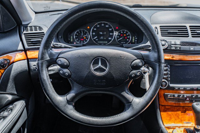 Used 2007 Mercedes-Benz E 350 Sedan image 22